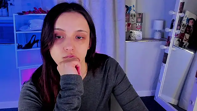 Sahara Shields online show from 04/08/26, 06:24