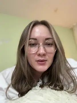 Snapshot of Kiss_My_Body chatting on 01/27/25, 10:16 Kiss My Body online show from 01/27/25, 10:16