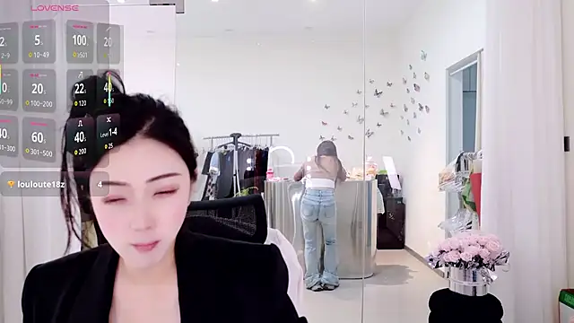 Snapshot of miaomiao-777 chatting on 05/11/26, 11:24 miaomiao-777 online show from 05/11/26, 11:24