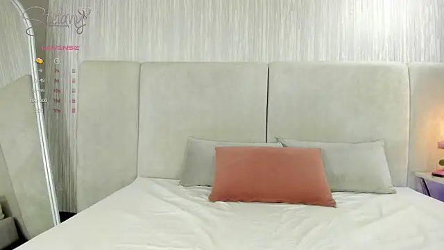 Snapshot of Stefanyduque1 chatting on 01/29/25, 02:21 Stefanyduque1 online show from 01/29/25, 02:21