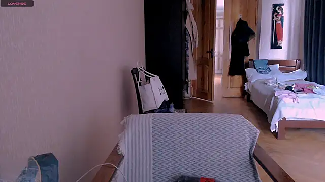  Roselina  online show from 03/19/25, 06:14