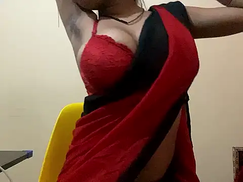 Snapshot of Sandhya_lovely chatting on 02/25/25, 11:19 Sandhya lovely online show from 02/25/25, 11:19