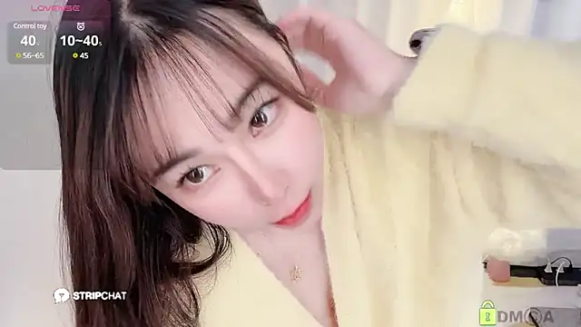 Snapshot of Alano-01 chatting on 03/06/25, 06:52 Alano-01 online show from 03/06/25, 06:52