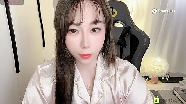 Snapshot of Alano-01 chatting on 03/21/25, 12:50 Alano-01 online show from 03/21/25, 12:50