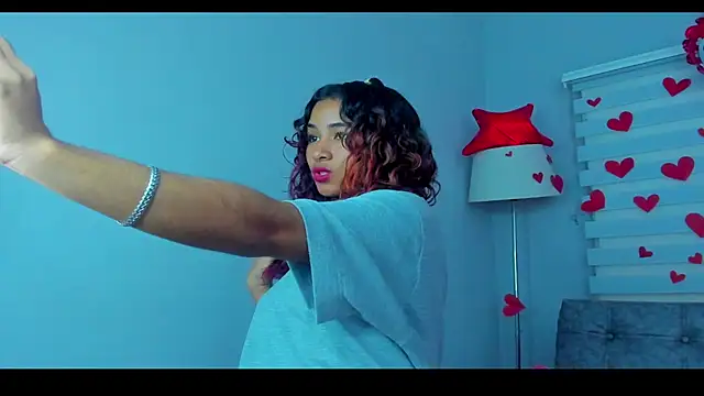 Snapshot of yian_meghan chatting on 02/28/25, 06:52 yian meghan online show from 02/28/25, 06:52