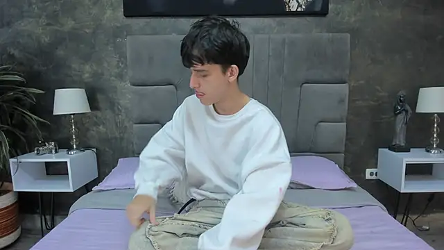 bruce hans online show from 04/17/26, 11:46