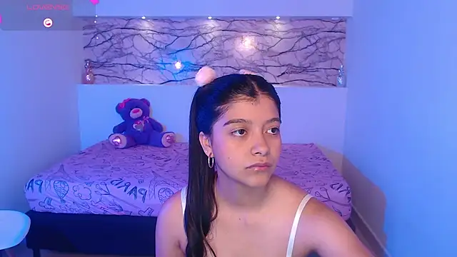 Snapshot of IslaBlaze chatting on 02/09/25, 11:58 IslaBlaze online show from 02/09/25, 11:58