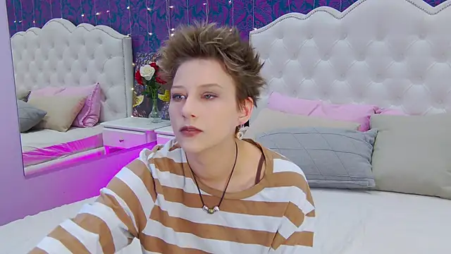 via mayer  online show from 03/05/25, 01:28