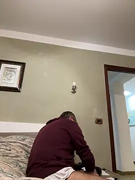 Snapshot of sempreilmio2 chatting on 02/19/25, 07:27 sempreilmio2 online show from 02/19/25, 07:27