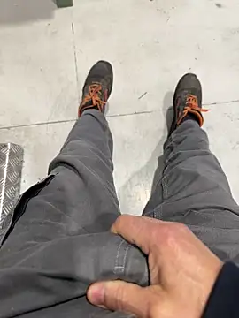 Snapshot of sempreilmio2 chatting on 03/18/25, 11:41 sempreilmio2 online show from 03/18/25, 11:41