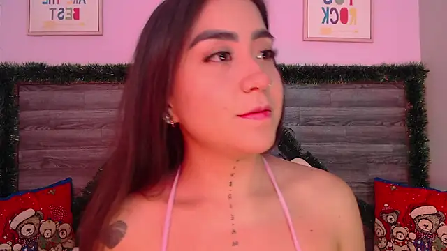 AdaaMillan online show from 12/22/25, 08:06