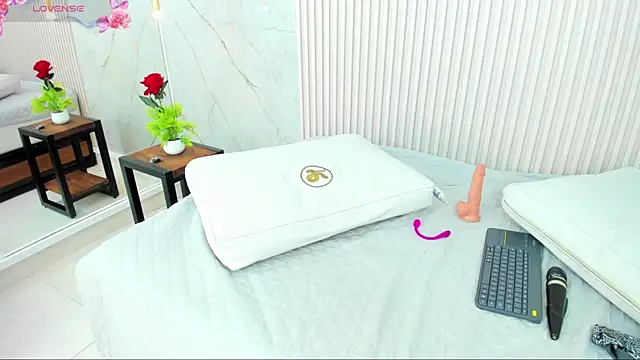 pocahontas pow online show from 02/20/25, 03:41