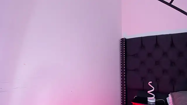 EthaanCox online show from 09/10/25, 08:31