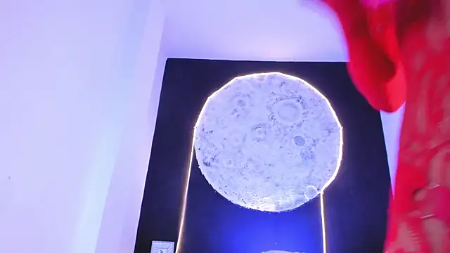 EthaanCox online show from 11/12/25, 09:36