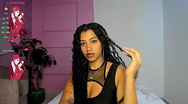 Snapshot of Missangeldust16 chatting on 01/13/25, 09:09 Missangeldust16 online show from 01/13/25, 09:09