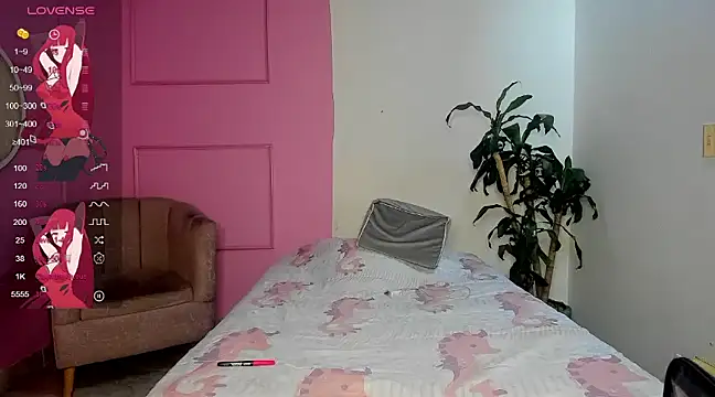 Snapshot of Missangeldust16 chatting on 01/15/25, 12:04 Missangeldust16 online show from 01/15/25, 12:04