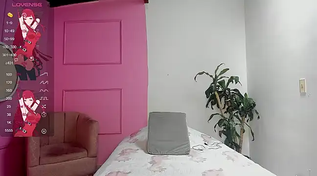 Snapshot of Missangeldust16 chatting on 01/16/25, 08:25 Missangeldust16 online show from 01/16/25, 08:25