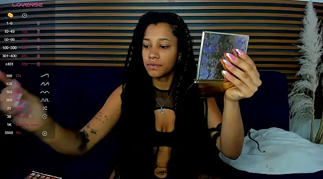 Snapshot of Missangeldust16 chatting on 01/29/25, 08:04 Missangeldust16 online show from 01/29/25, 08:04