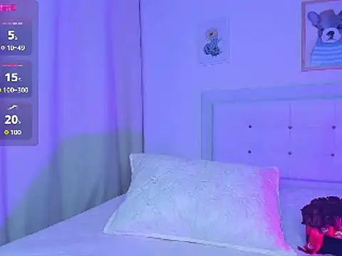 Snapshot of Missangeldust16 chatting on 02/13/25, 12:11 Missangeldust16 online show from 02/13/25, 12:11