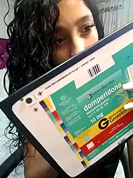 Snapshot of Shelley-Hack chatting on 02/12/25, 12:55 Shelley-Hack online show from 02/12/25, 12:55