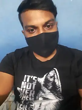 Snapshot of Chennaibull15 chatting on 02/01/25, 04:44 Chennaibull15 online show from 02/01/25, 04:44