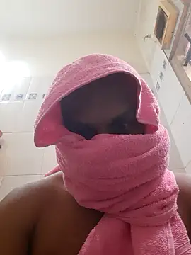 Snapshot of Chennaibull15 chatting on 09/20/25, 02:56 Chennaibull15 online show from 09/20/25, 02:56