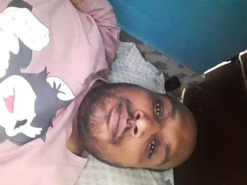 Snapshot of Chennaibull15 chatting on 10/01/25, 05:19 Chennaibull15 online show from 10/01/25, 05:19