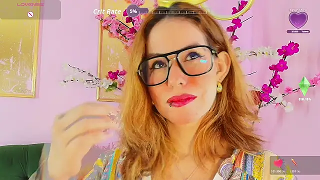 Snapshot of scarlette69 chatting on 11/09/25, 08:29 scarlette69 online show from 11/09/25, 08:29