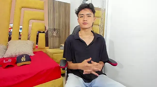 AiddenScott online show from 01/25/25, 07:38