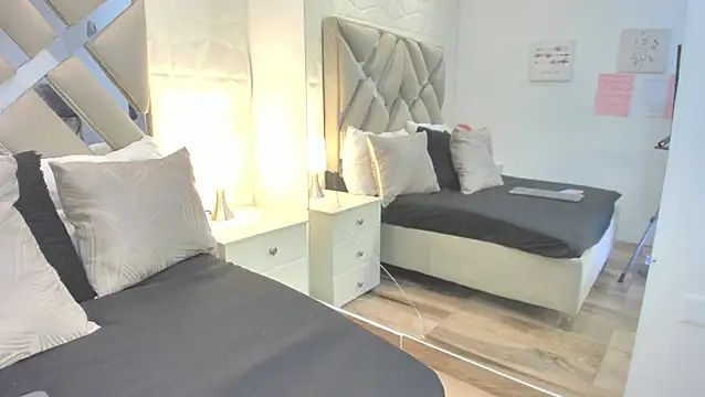 raquell moore online show from 02/27/26, 12:05