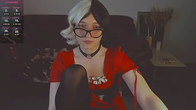 foxy jpg online show from 03/03/25, 11:24