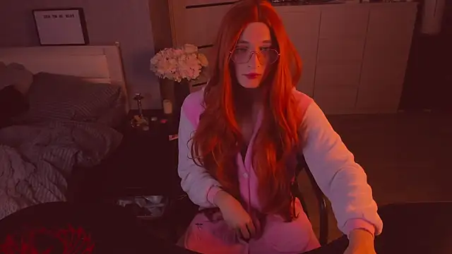 foxy jpg online show from 11/23/25, 12:54