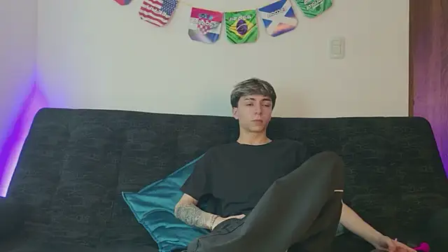 ethan and ava online show from 07/17/26, 12:23