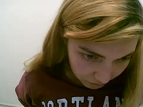 VittoriaTaylor online show from 09/26/25, 04:16