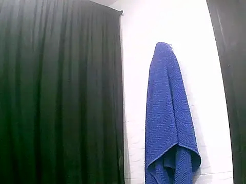 VittoriaTaylor online show from 04/10/26, 03:01