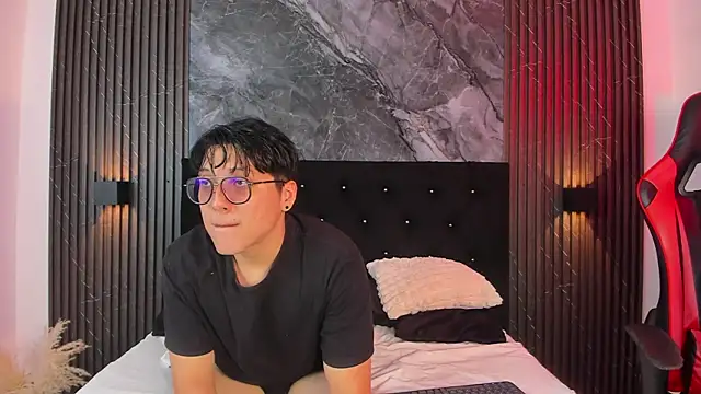 Snapshot of vanilla_hot chatting on 02/09/25, 07:30 vanilla hot online show from 02/09/25, 07:30