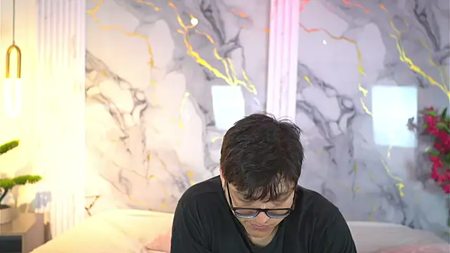 Snapshot of vanilla_hot chatting on 10/18/25, 01:34 vanilla hot online show from 10/18/25, 01:34