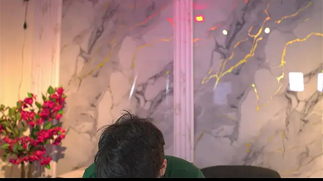 Snapshot of vanilla_hot chatting on 11/21/25, 08:07 vanilla hot online show from 11/21/25, 08:07