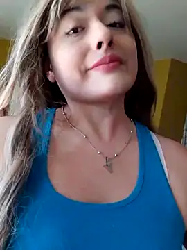monicavictoria1301 online show from 11/07/25, 08:20