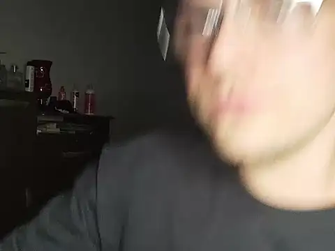 Dyllan   online show from 10/25/25, 02:19