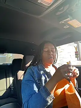 xoxoHotCoCo online show from 04/10/26, 01:27