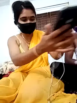 Snapshot of Sexy-Couple20 chatting on 01/16/25, 06:48 Sexy-Couple20 online show from 01/16/25, 06:48