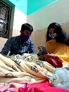 Snapshot of Sexy-Couple20 chatting on 01/17/25, 04:57 Sexy-Couple20 online show from 01/17/25, 04:57