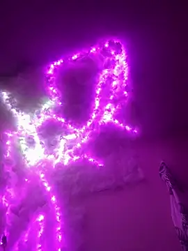 hornycouple818 online show from 04/20/26, 01:25