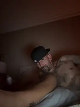 hornycouple818 online show from 04/23/26, 10:36