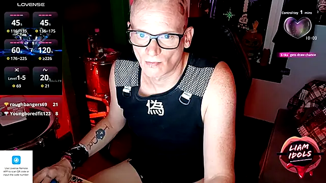 Snapshot of LiamIdols chatting on 10/07/25, 07:16 LiamIdols online show from 10/07/25, 07:16