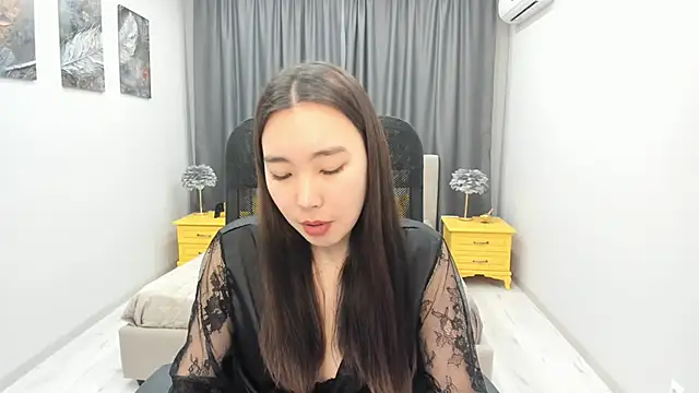 AnnaReyla online show from 02/23/25, 02:25