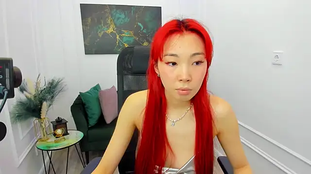 Snapshot of AnnaReyla chatting on 04/26/26, 12:47 AnnaReyla online show from 04/26/26, 12:47