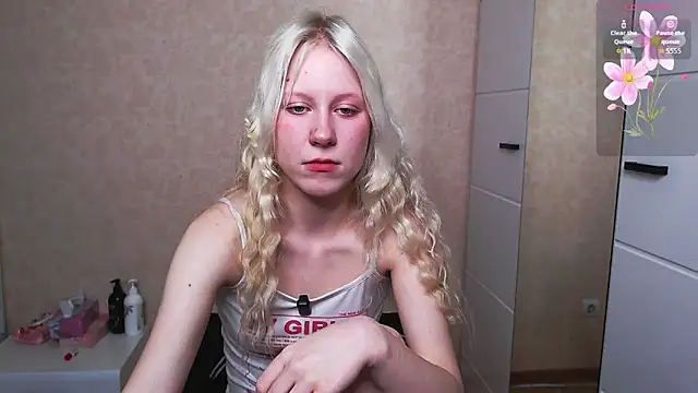 Mary Kitty88 online show from 04/05/26, 02:58