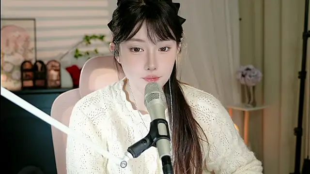 Dou-Dou-er online show from 10/20/25, 12:27